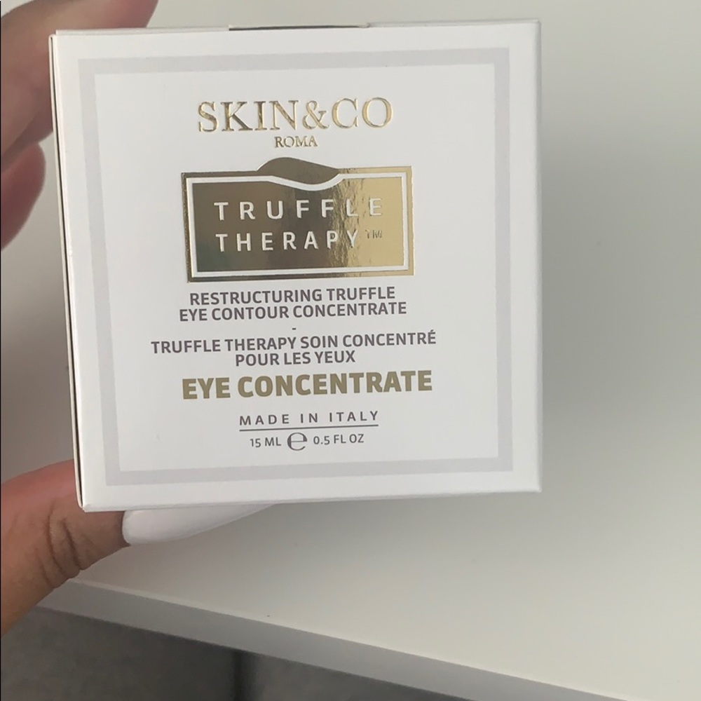 Skin & Co